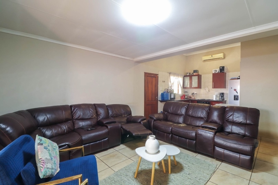 2 Bedroom Property for Sale in Waterval East North West